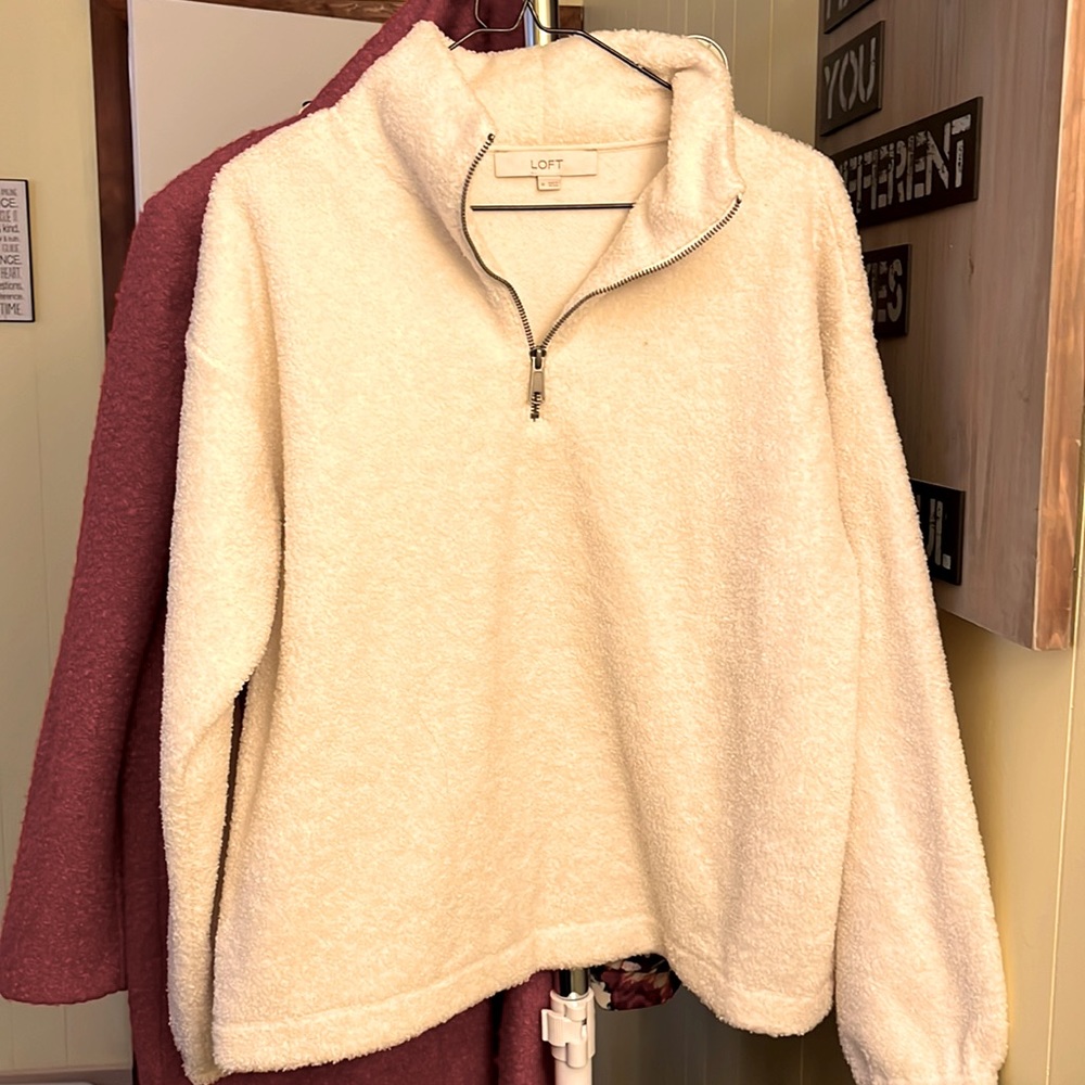 LOFT never worn white quarter zip pullover